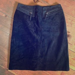 Daniel suede skirt with leather pockets